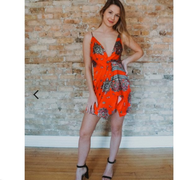 NWT Printed Bandana Mini Dress - Picture 3 of 3